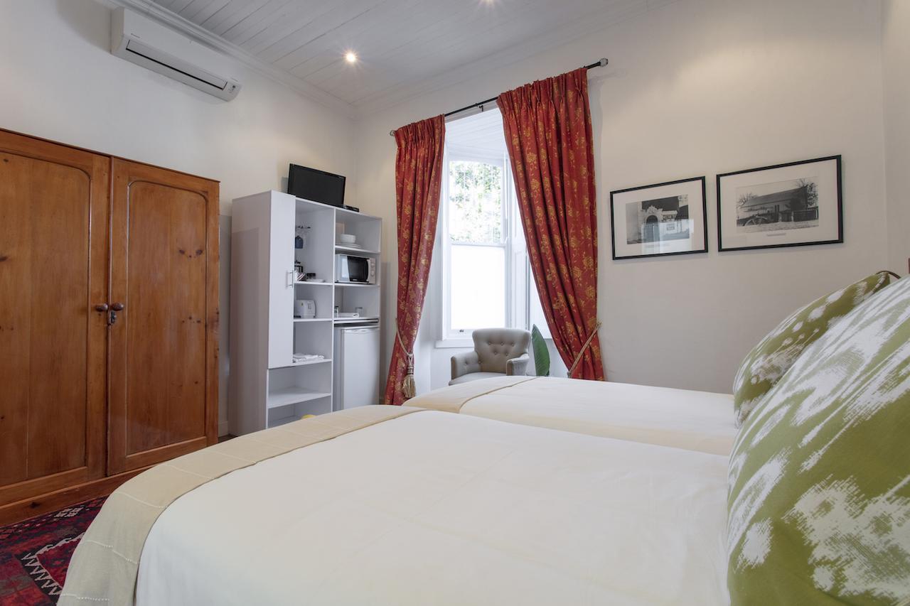 22 Die Laan Guest House สเตลเลนบอช ภายนอก รูปภาพ