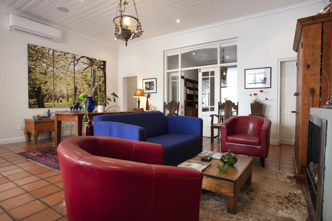22 Die Laan Guest House สเตลเลนบอช ภายนอก รูปภาพ